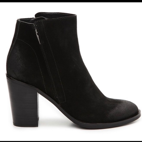 Dolce Vita Shoes - Dolce Vita Stunna Suede Black Ankle Boots
